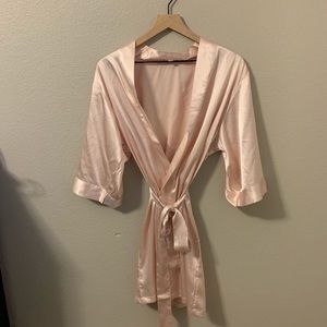Blush pink s/m robe
